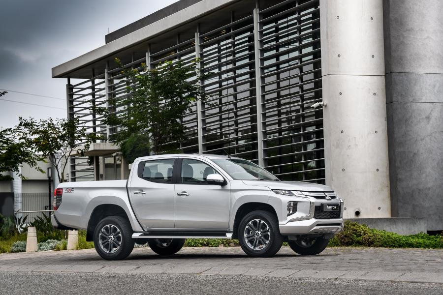  Mitsubishi Triton Double Cab 2019 года  (ZA) (фото 18 из 40)